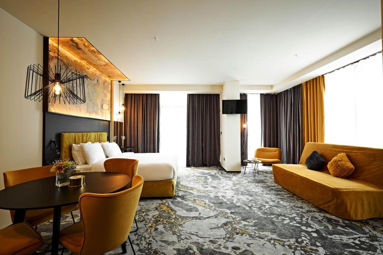 Miramare Magnetic Beach Hotel 科布列季 外观 照片